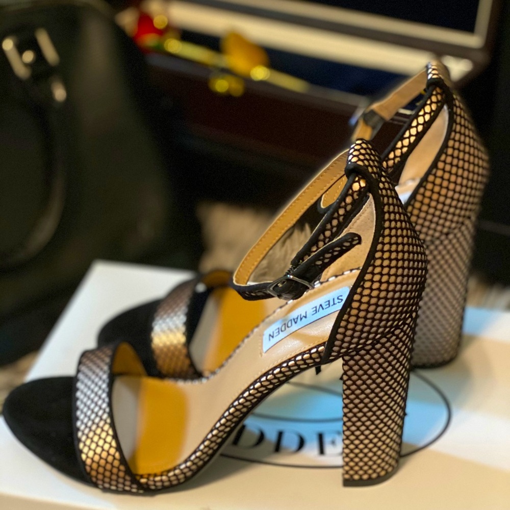 Steve Madden Carrson - 8.5